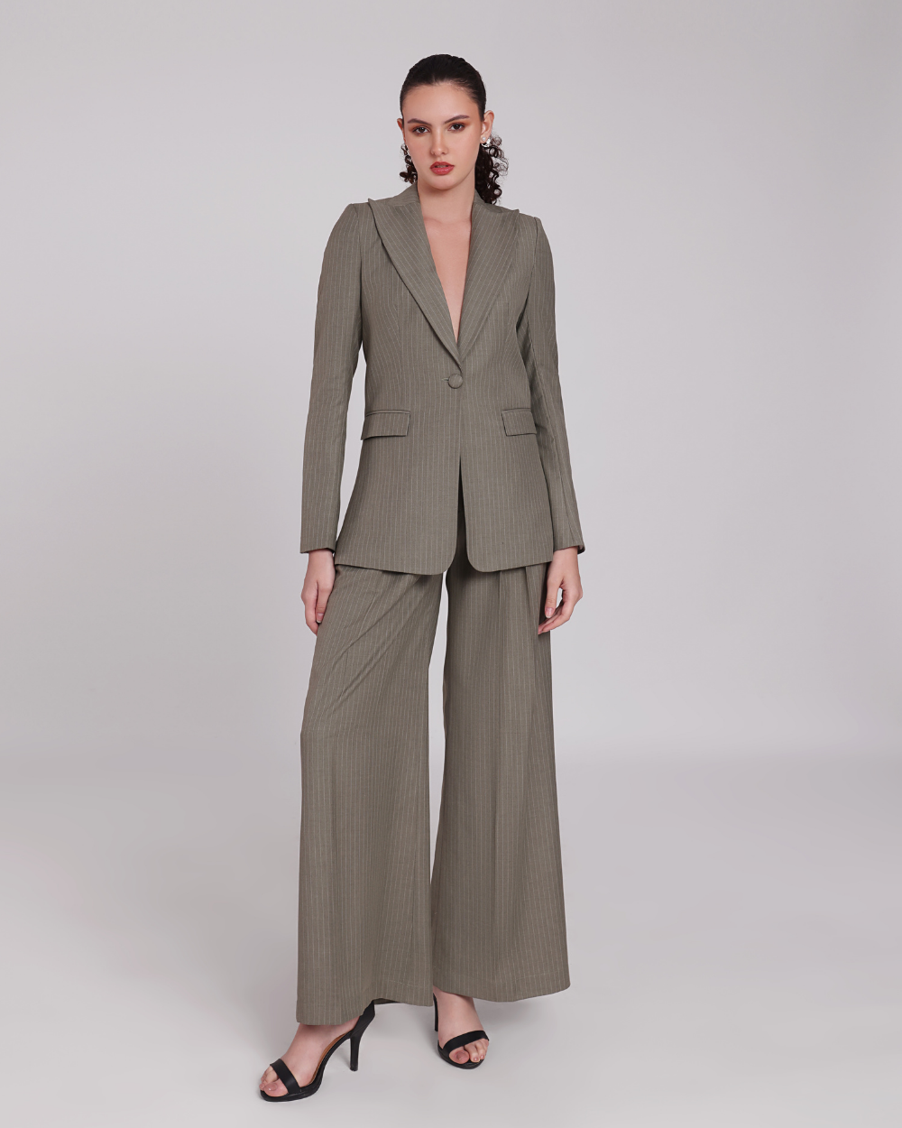Green Stripe Single Breasted Suit 2-piece