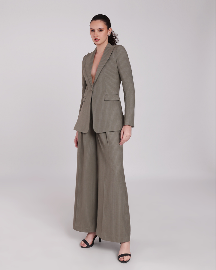 Green Stripe Single Breasted Suit 2-piece