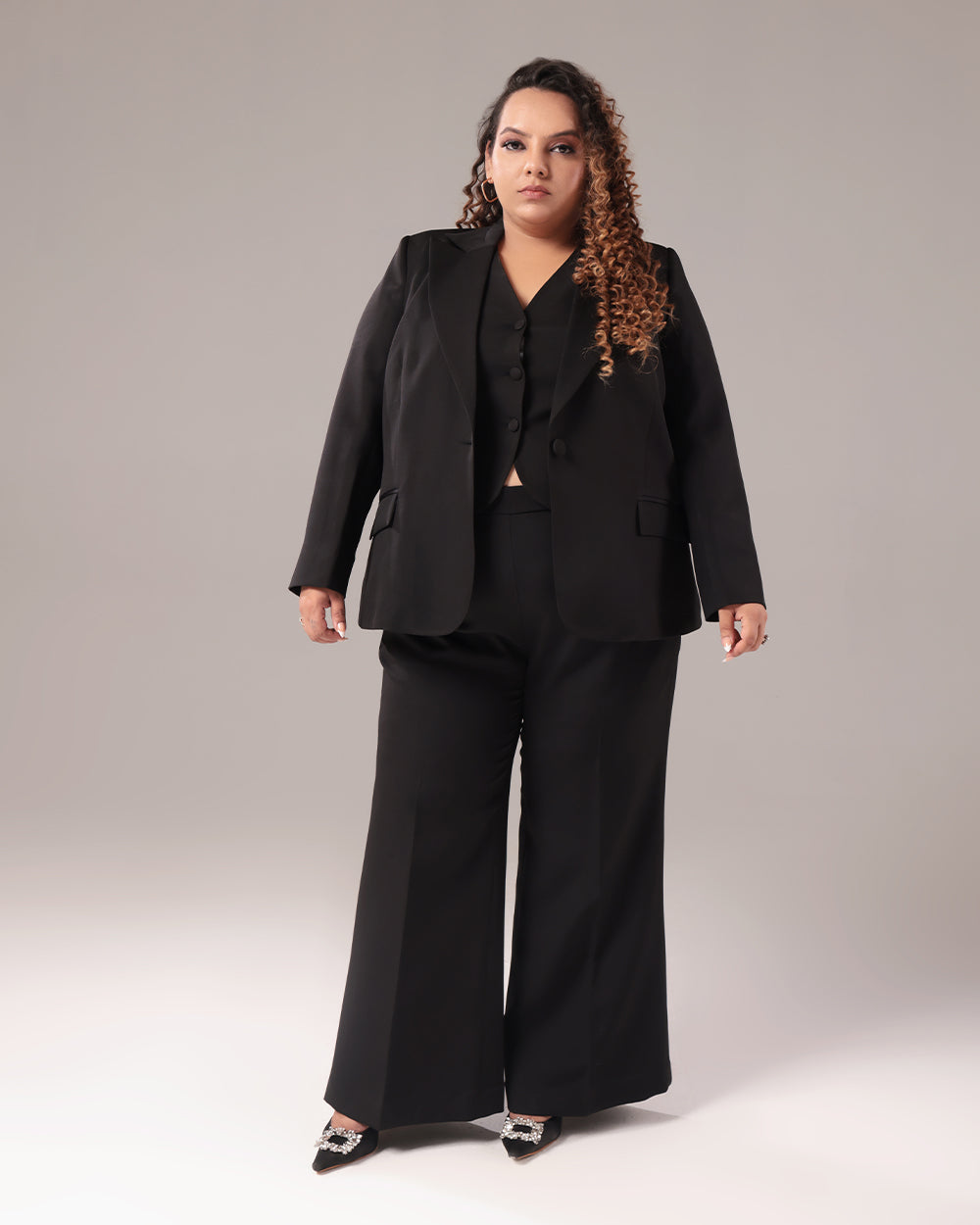 Plus Size Black Slim Fit Blazer Suit