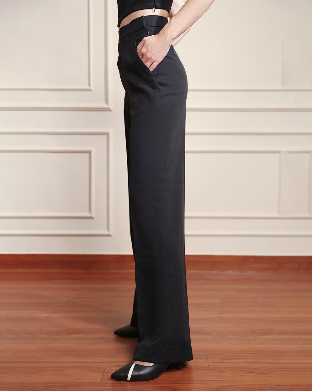 Black Regular straight-fit pants