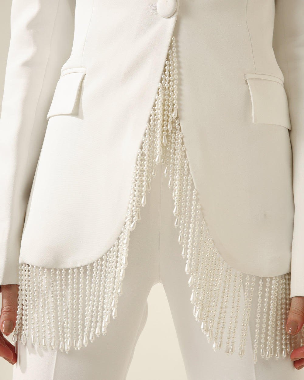 LUXE PEARL WHITE POWER SUIT