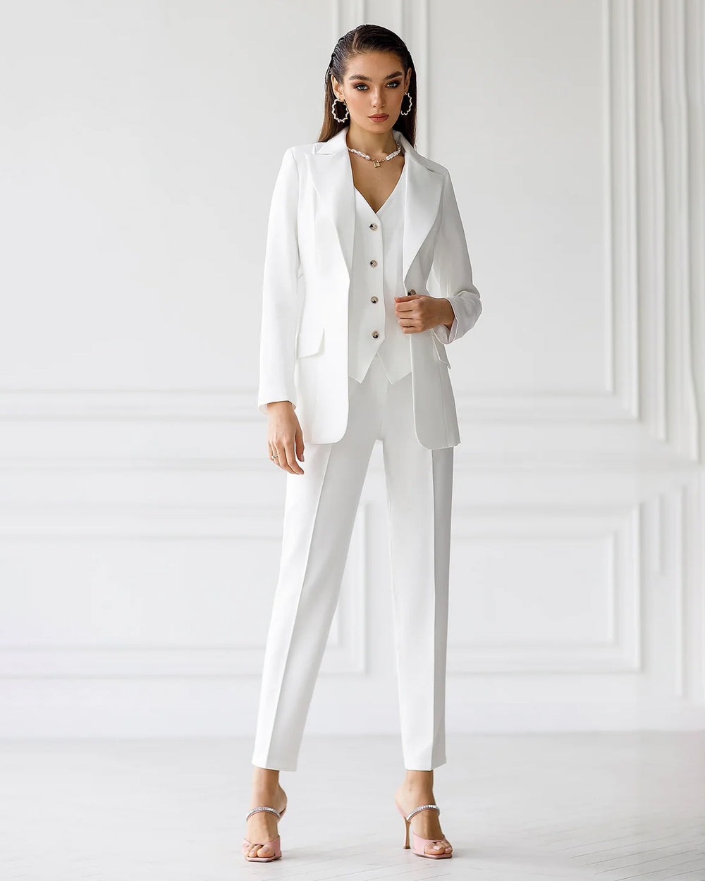 Triya White Blazer Set