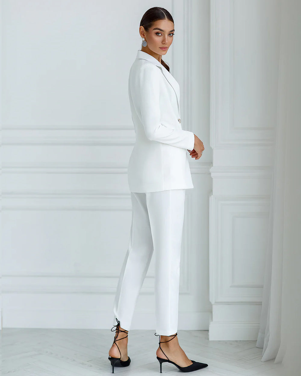 White Slim-Fit Suit 2-Piece