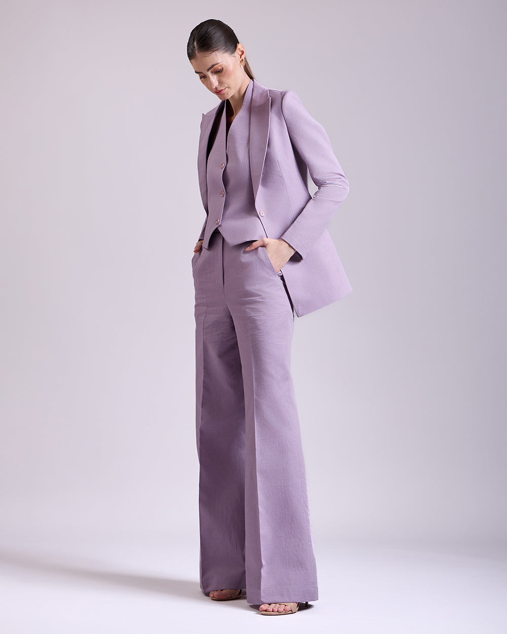 Onion Pink Single breasted 3-Piece Suit