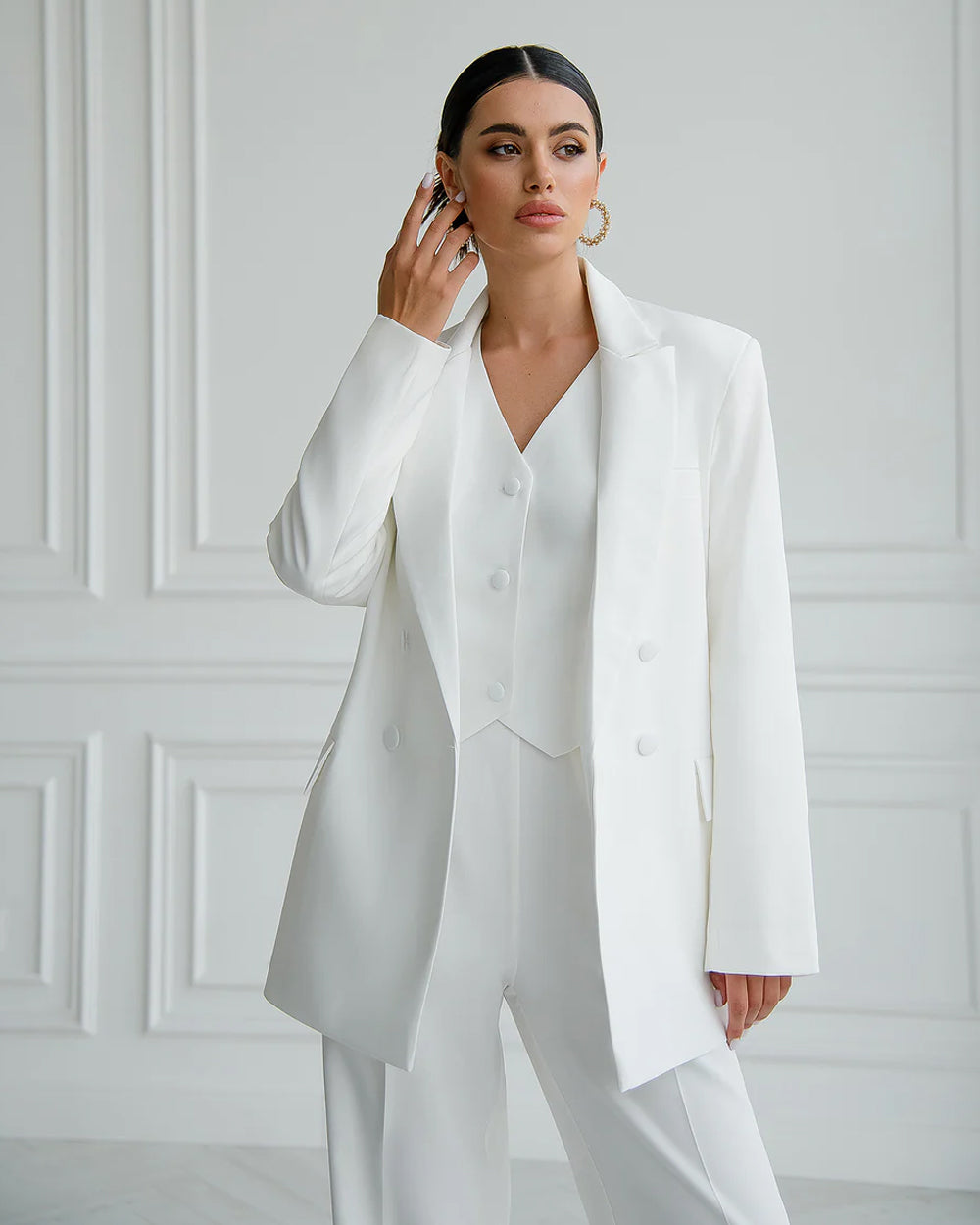 White Double-Breasted 3-Piece Suit