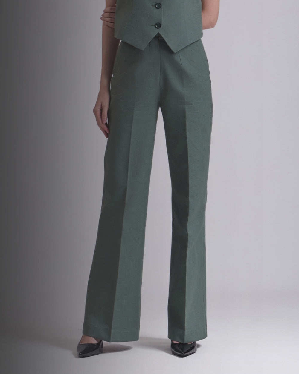 Green pant