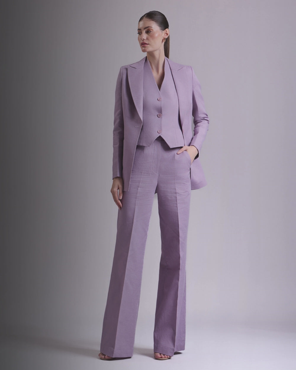 Onion Pink Single breasted 3-Piece Suit