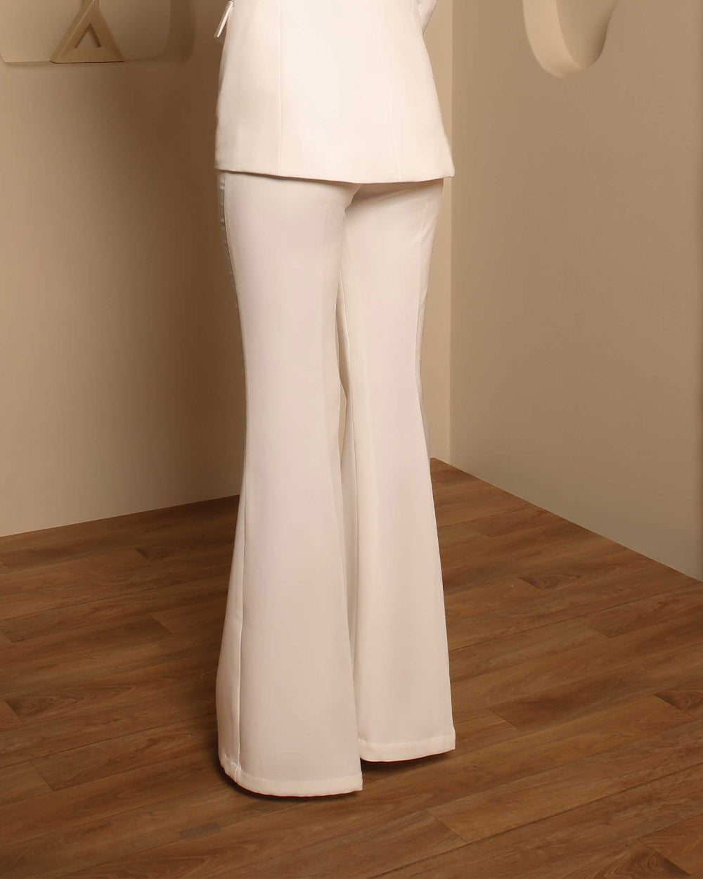 White Bell Bottom Pant